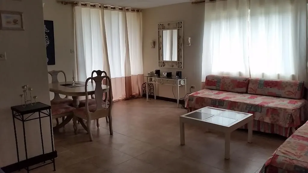 Turtle Beach Towers Apt 22 C - Очо-Риос
