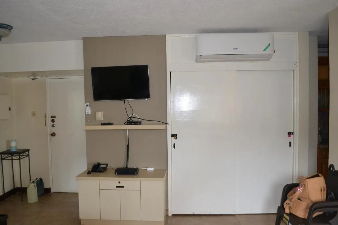 Turtle Beach Towers Apt 22 C - Очо-Риос