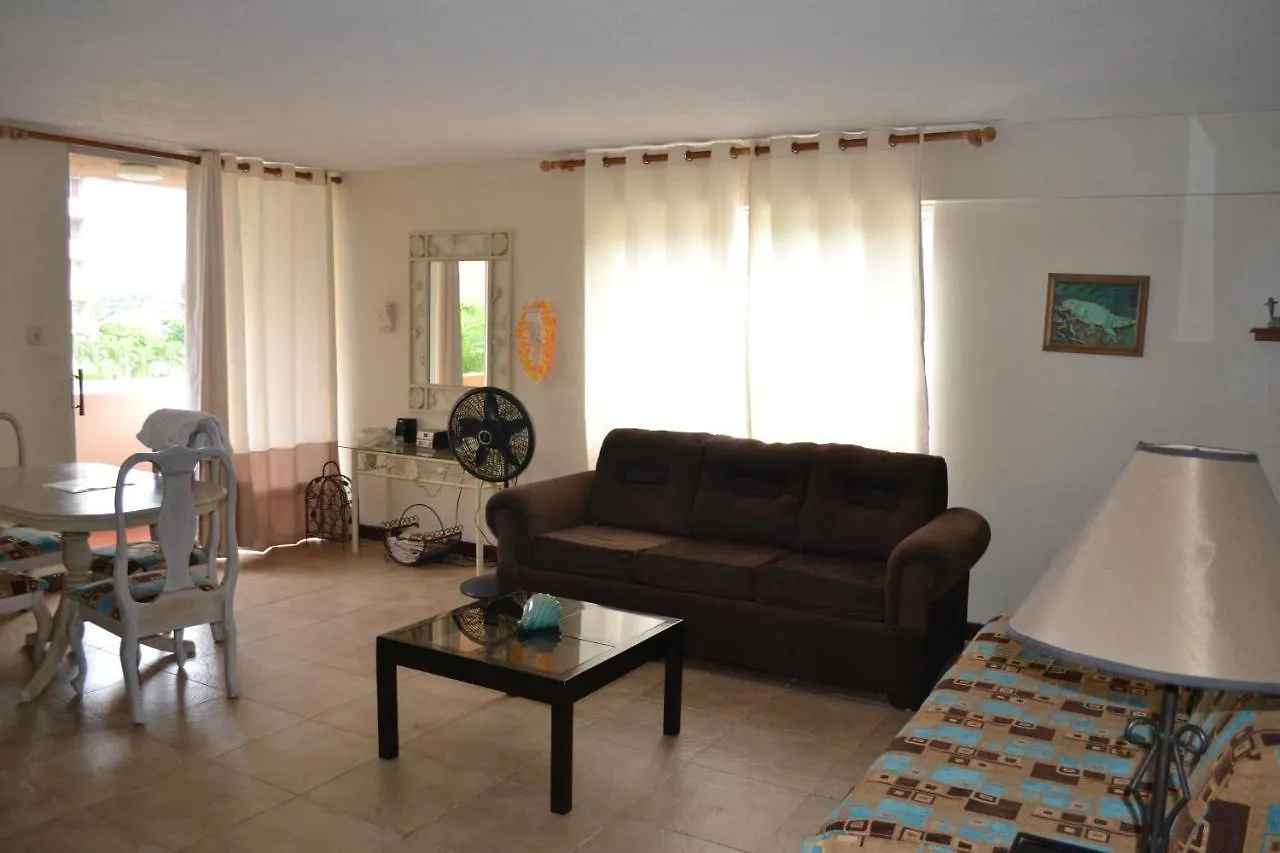 Turtle Beach Towers Apt 22 C - Очо-Риос 0*,